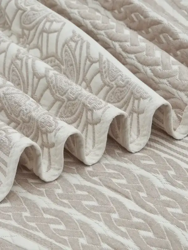 Bedspread, 250×260