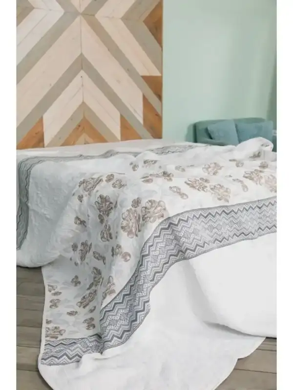 Brulla Tapestry Bedspread, Reversible, 250×260
